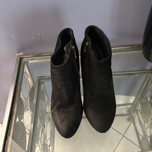 Ankle Bootie in Suede with 3 inch chunky heel